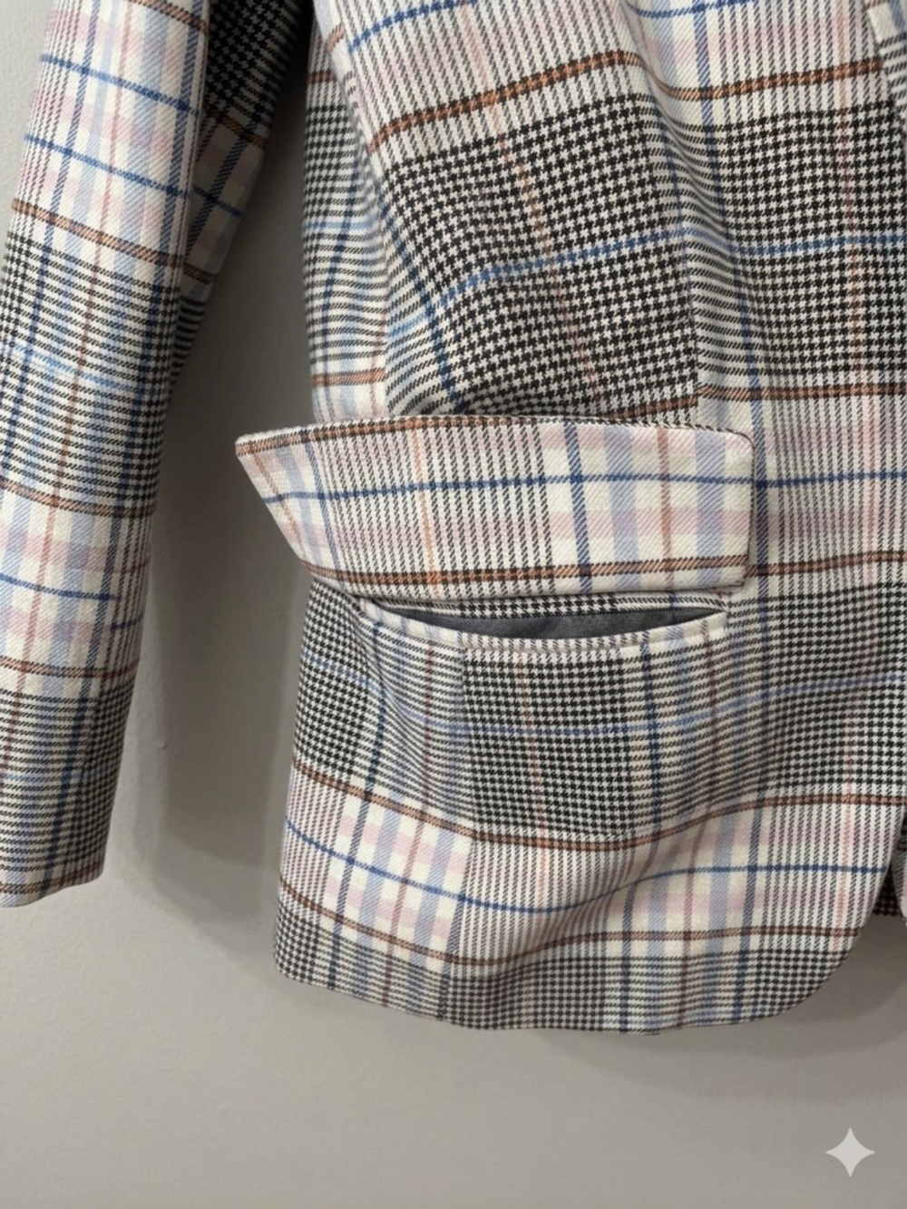Women’s Plaid Single-Button Blazer Size 4 Riley and Rae - Picture 4 of 4